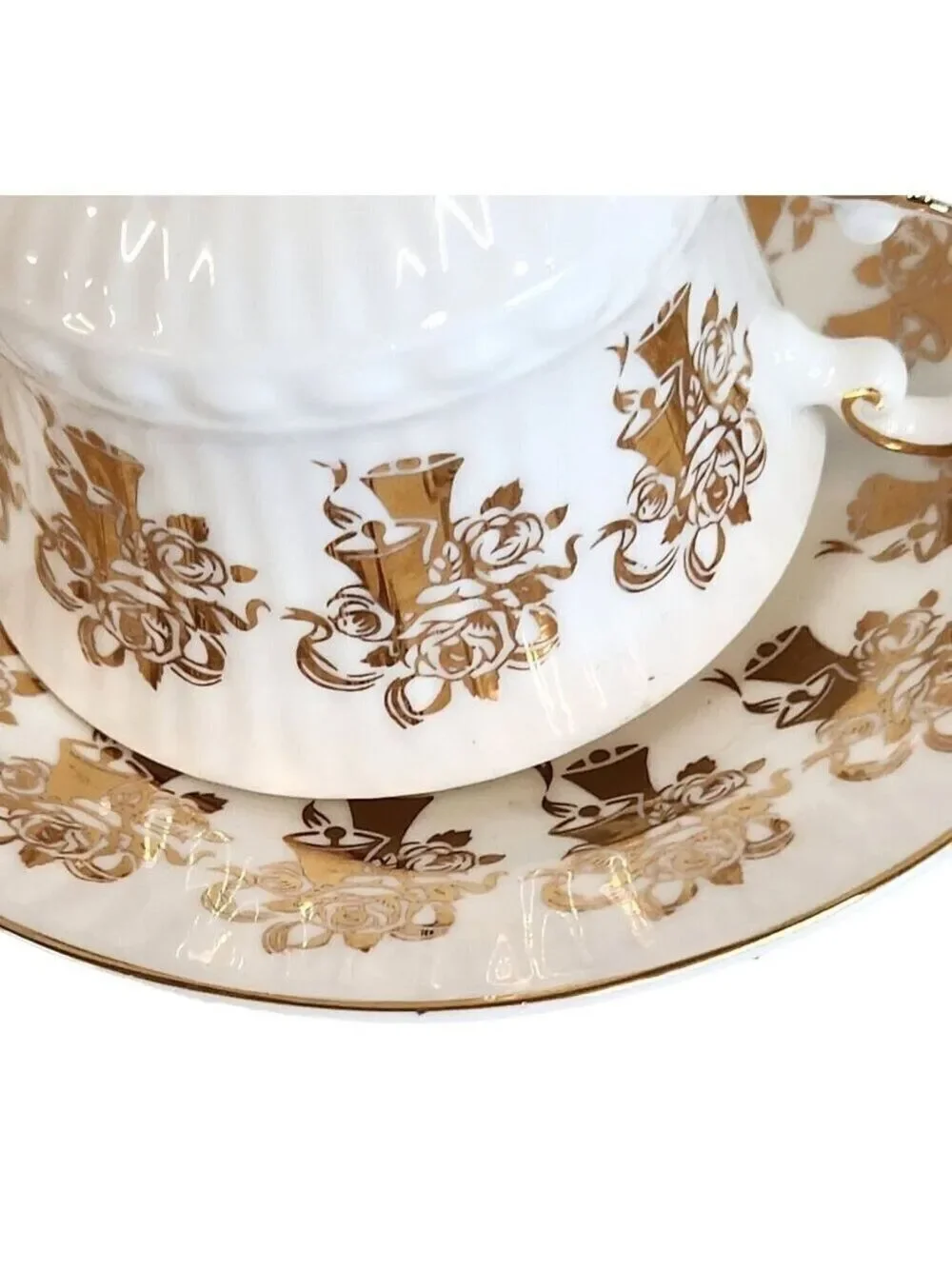 Elizabethan Staffordshire Hand Decorated 50th Anniversary Fine Bone China Tea Cu